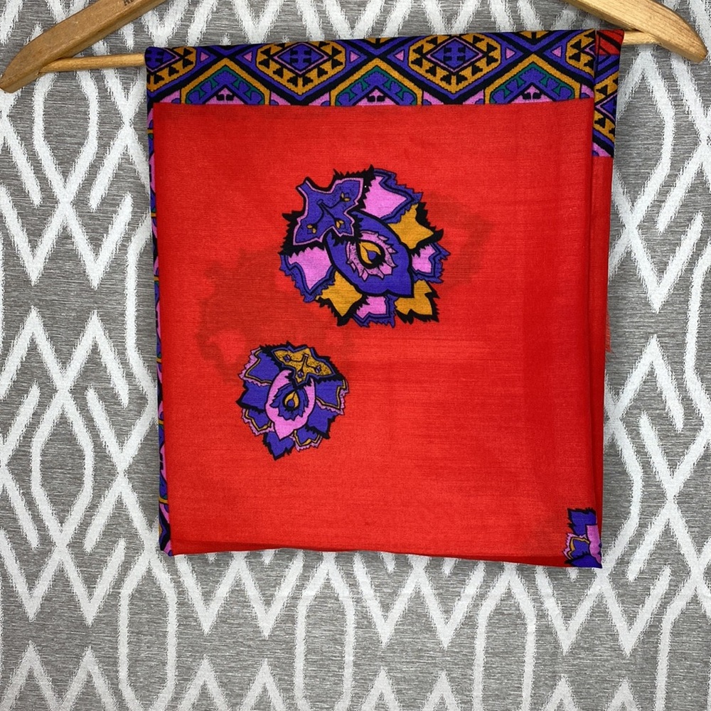 Square Scarf Made in Italy 100% Polyester Red Blue Purple Pink - Picture 4 of 4